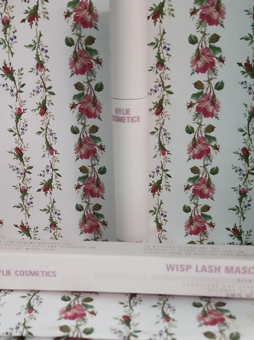 Kylie Cosmetics Wisp Lash Mascara -